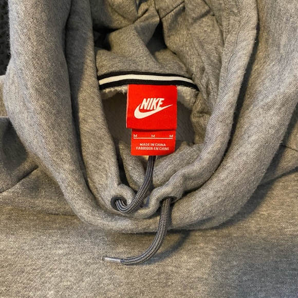 Nike Women’s Hoodie Cowl Neck Hi Low Damen Gray Pullover Sweatshirt Sz medium - Picture 3 of 3